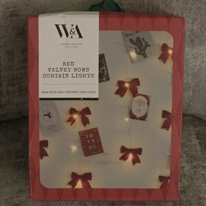 Red Velvet Bows Curtain Lights